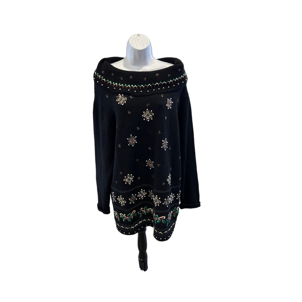 Vintage Victoria Jones Womens Sweater Large Beaded Snowflakes Holly Leaves Tunic